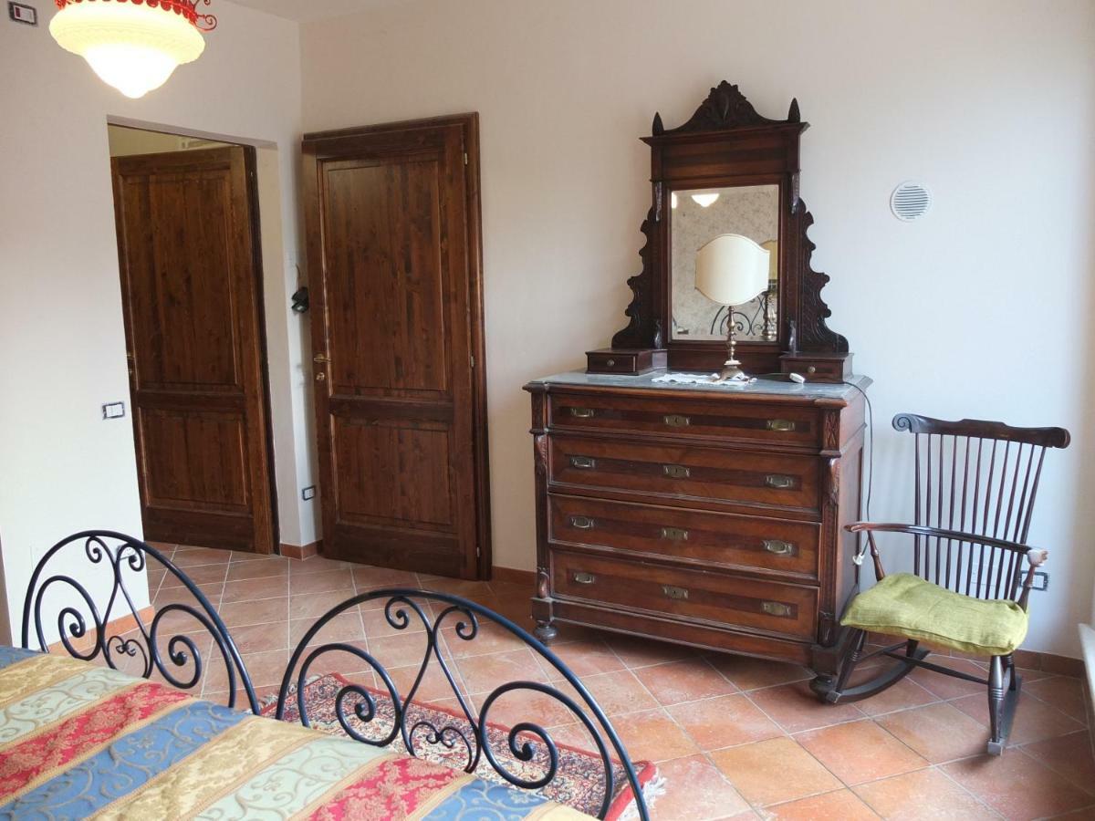 Ferienwohnung Uliveta San Gimignano Exterior foto